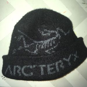 Arc’Teryx Beanie